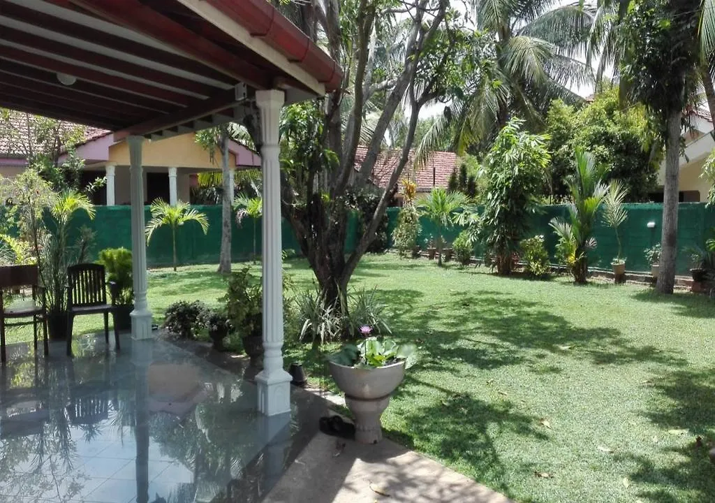 Couette-café Bed and Breakfast House Of Seya à Negombo
